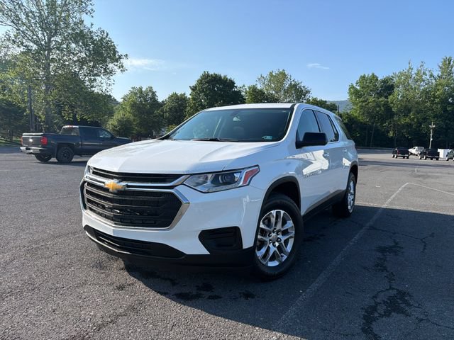 Used 2021 Chevrolet Traverse LS FWD image 1