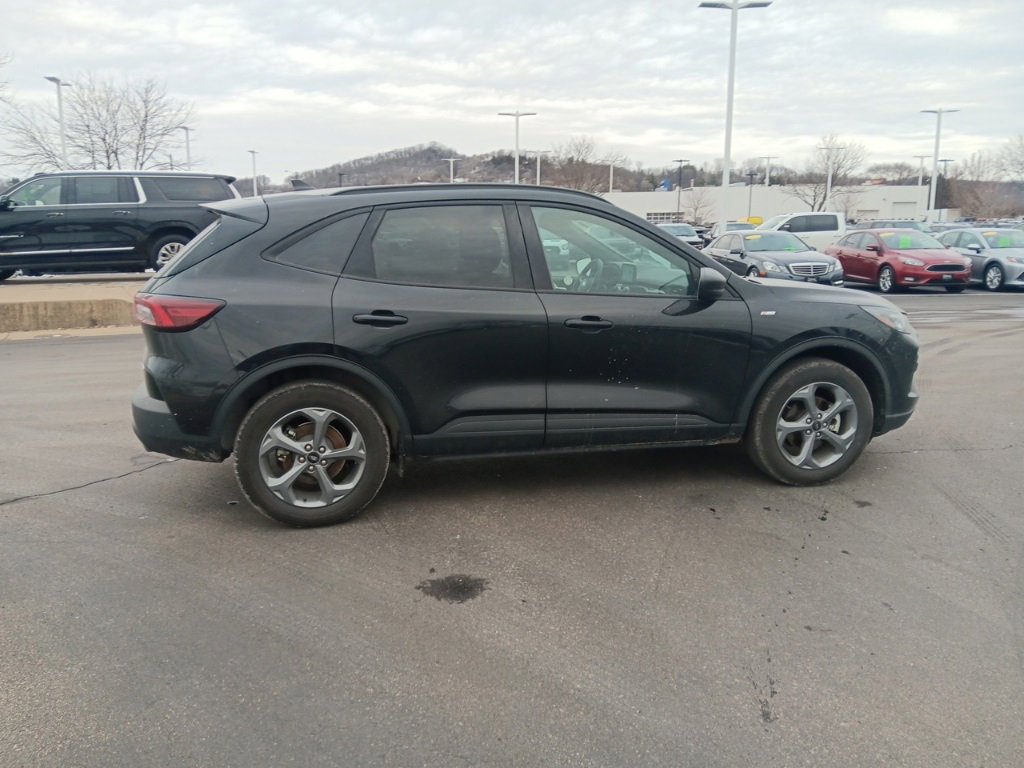 Used 2025 Ford Escape ST-Line image 5