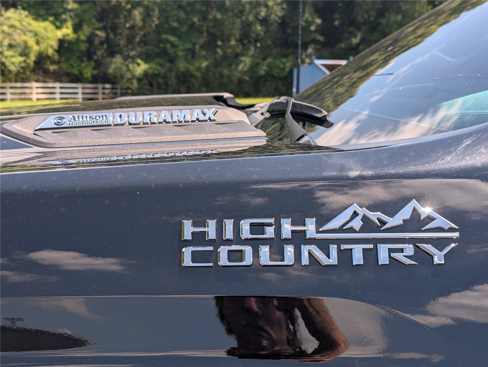Used 2024 Chevrolet Silverado 2500 High Country w/ Technology Package AWD/4WD image 13