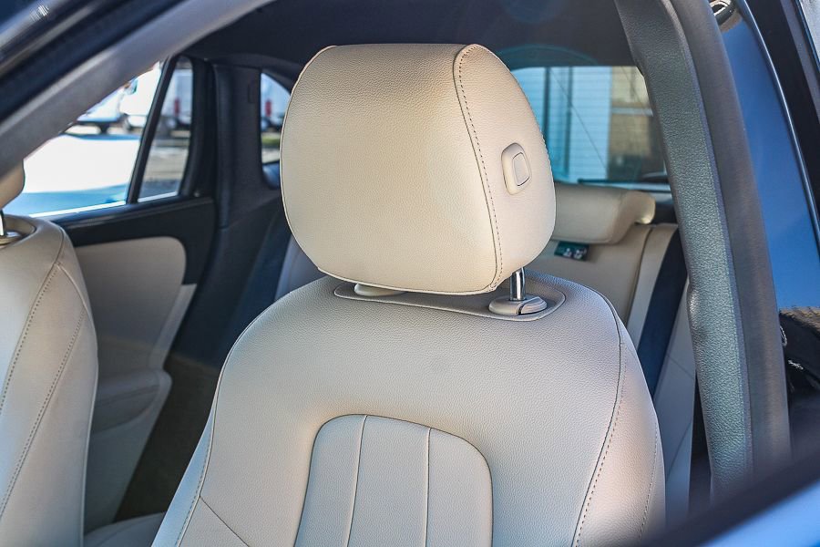 Used 2025 Mercedes-Benz GLA 250 4MATIC image 22