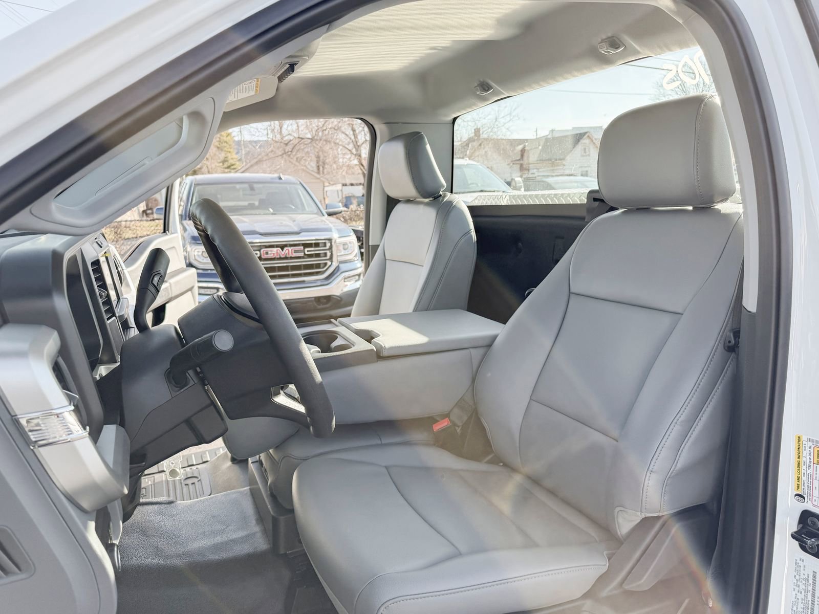 New 2025 Ford F250 XL w/ 360-Degree Camera Package image 17