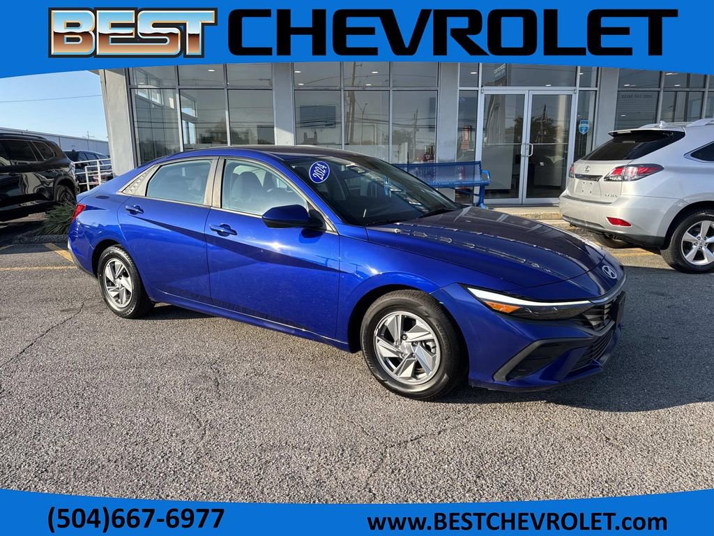Used 2024 Hyundai Elantra SE