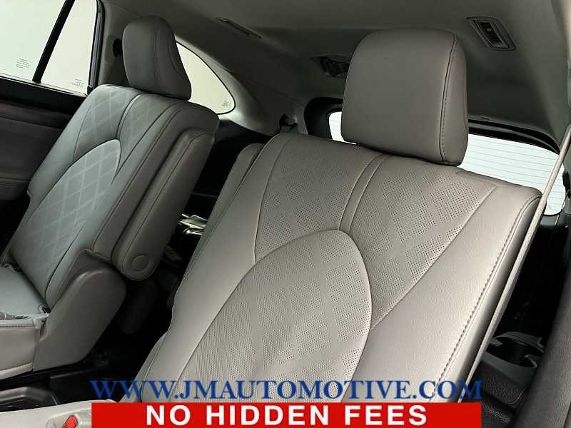 Used 2021 Toyota Highlander Platinum image 15