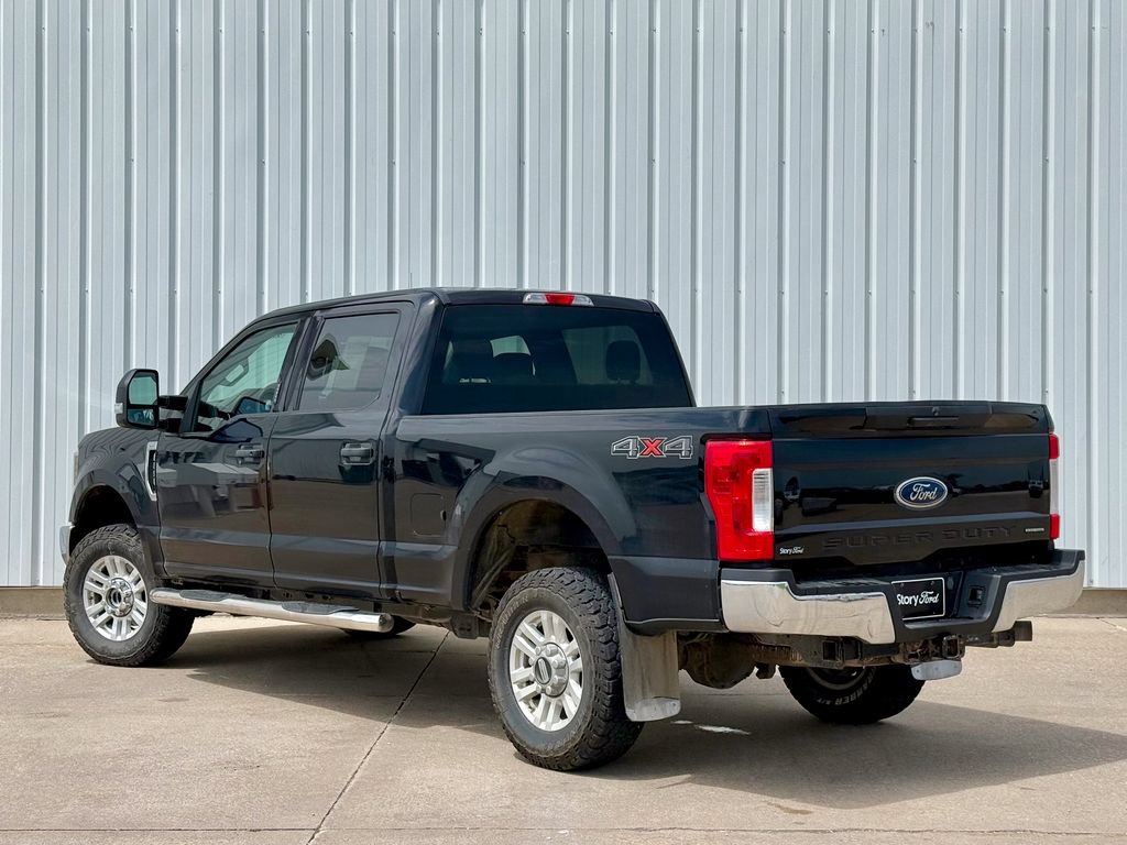 Used 2018 Ford F250 XLT AWD/4WD image 4