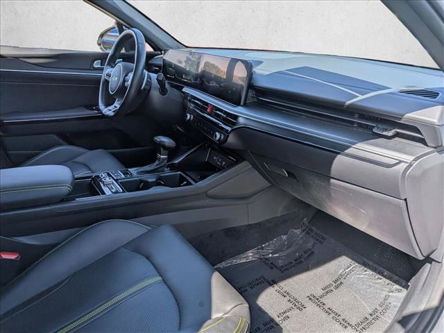 Used 2025 Kia K5 GT FWD image 29