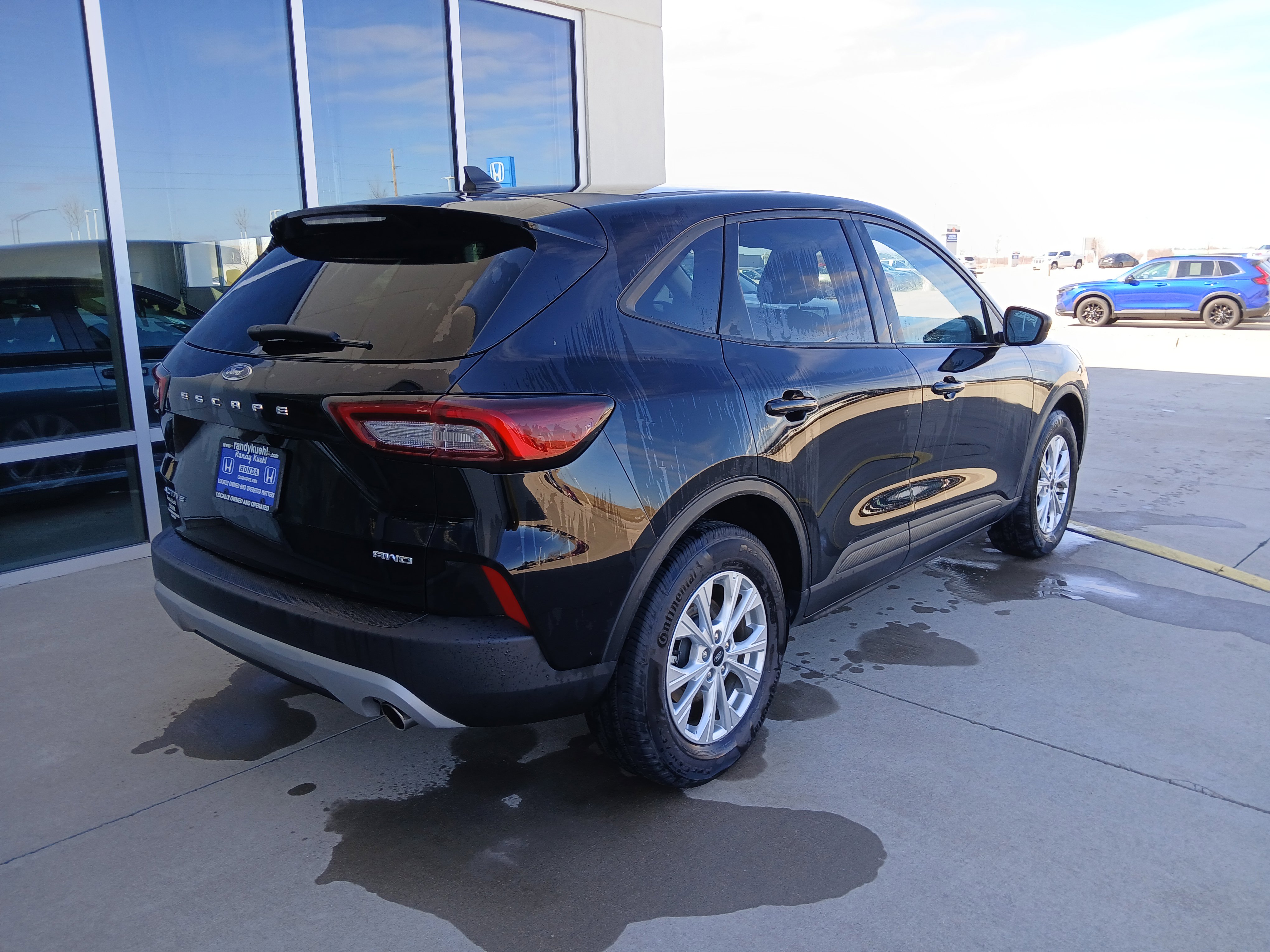 Used 2025 Ford Escape Active image 7