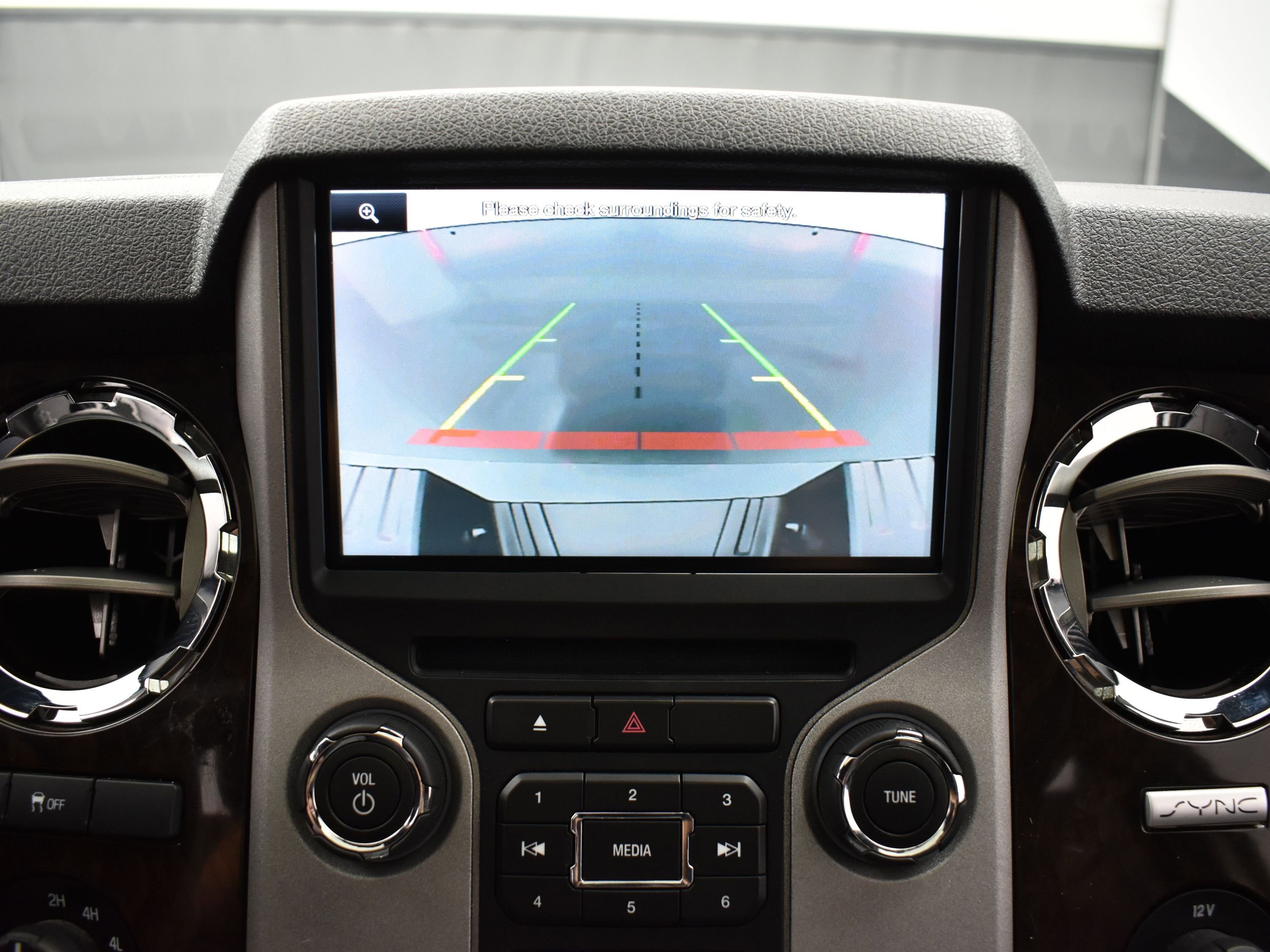 Used 2016 Ford F350 Platinum image 30