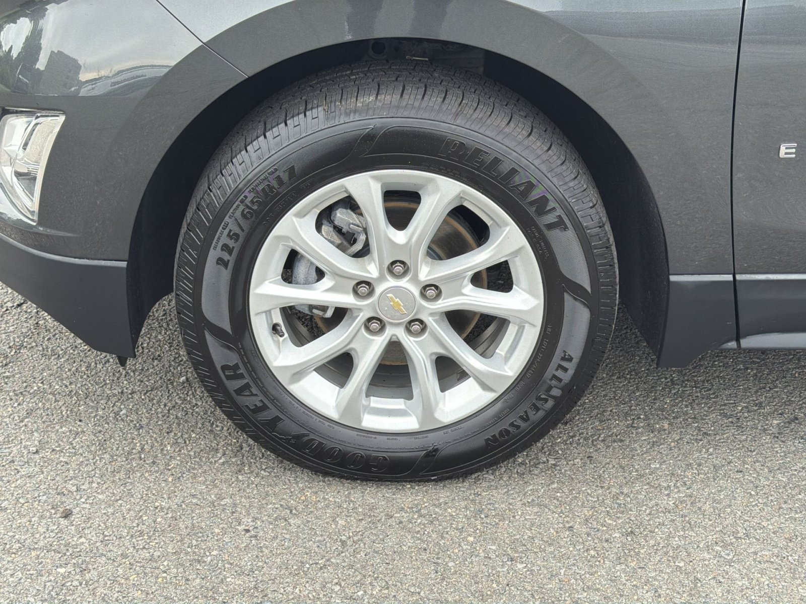 Used 2018 Chevrolet Equinox LT w/ Sun & Infotainment Package AWD/4WD image 12