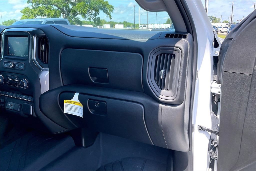 Used 2025 Chevrolet Silverado 2500 Custom w/ Custom Value Package AWD/4WD image 23
