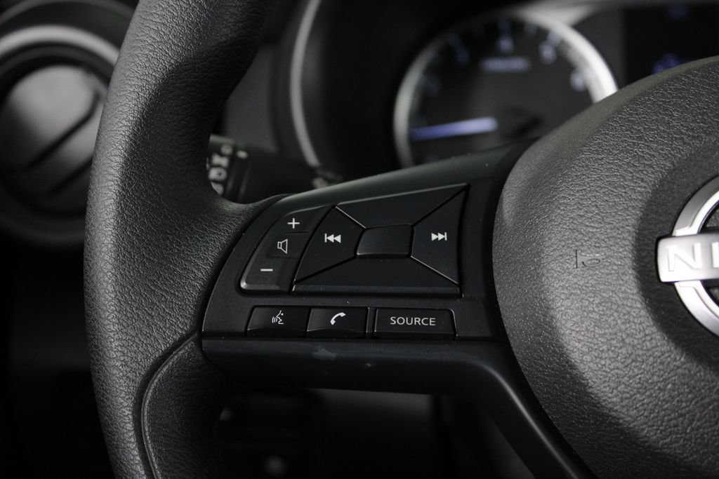 Certified 2025 Nissan Kicks Play S FWD image 25