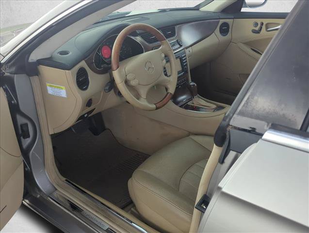 Used 2006 Mercedes-Benz CLS 500 image 8