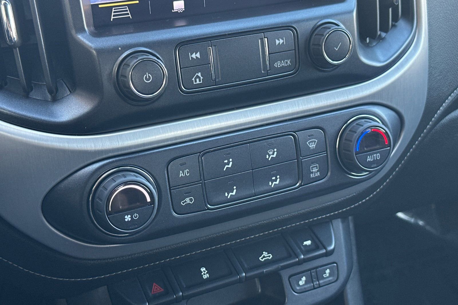 Used 2022 GMC Canyon Elevation w/ Elevation Premium Package image 20