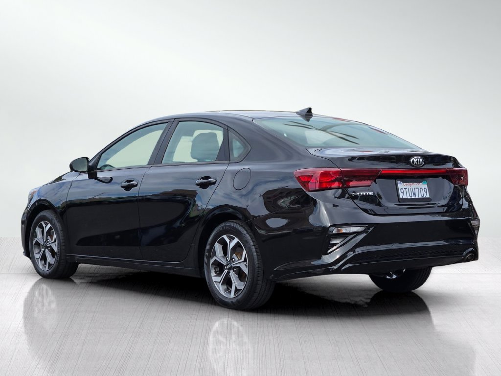 Used 2020 Kia Forte LXS FWD image 7