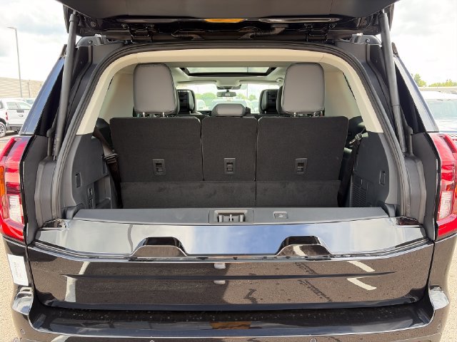 New 2027 Ford Expedition Active AWD/4WD image 8