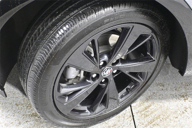 Certified 2022 Buick Envision Essence w/ Technology Package II image 5