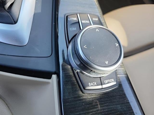 Used 2018 BMW 330i Sedan RWD image 24