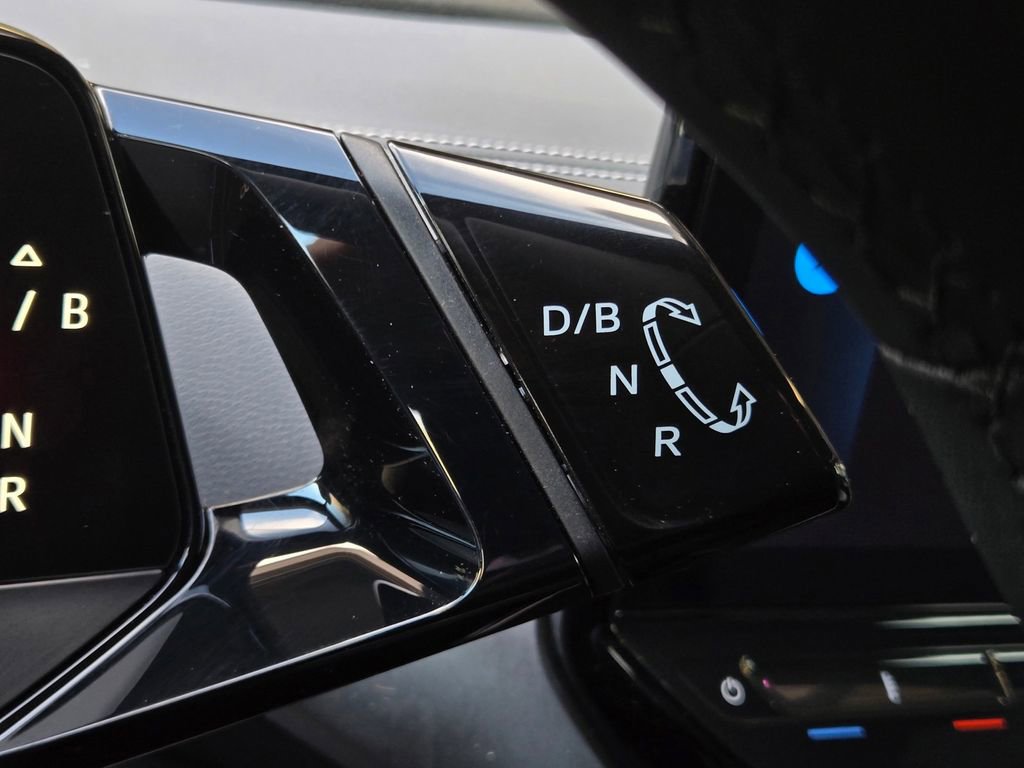 Used 2023 Volkswagen ID.4 Pro image 21