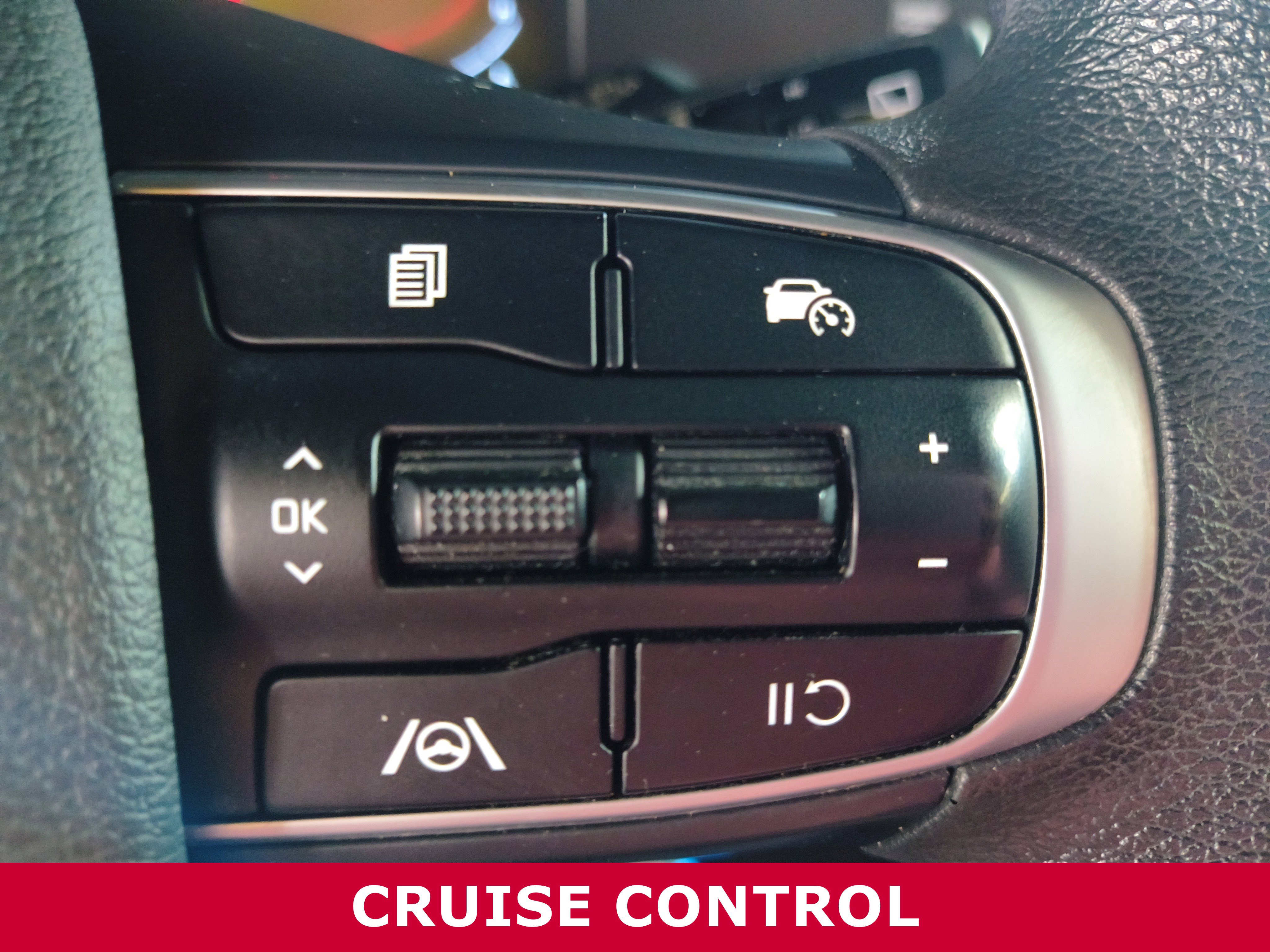 Used 2023 Kia Sportage LX image 19