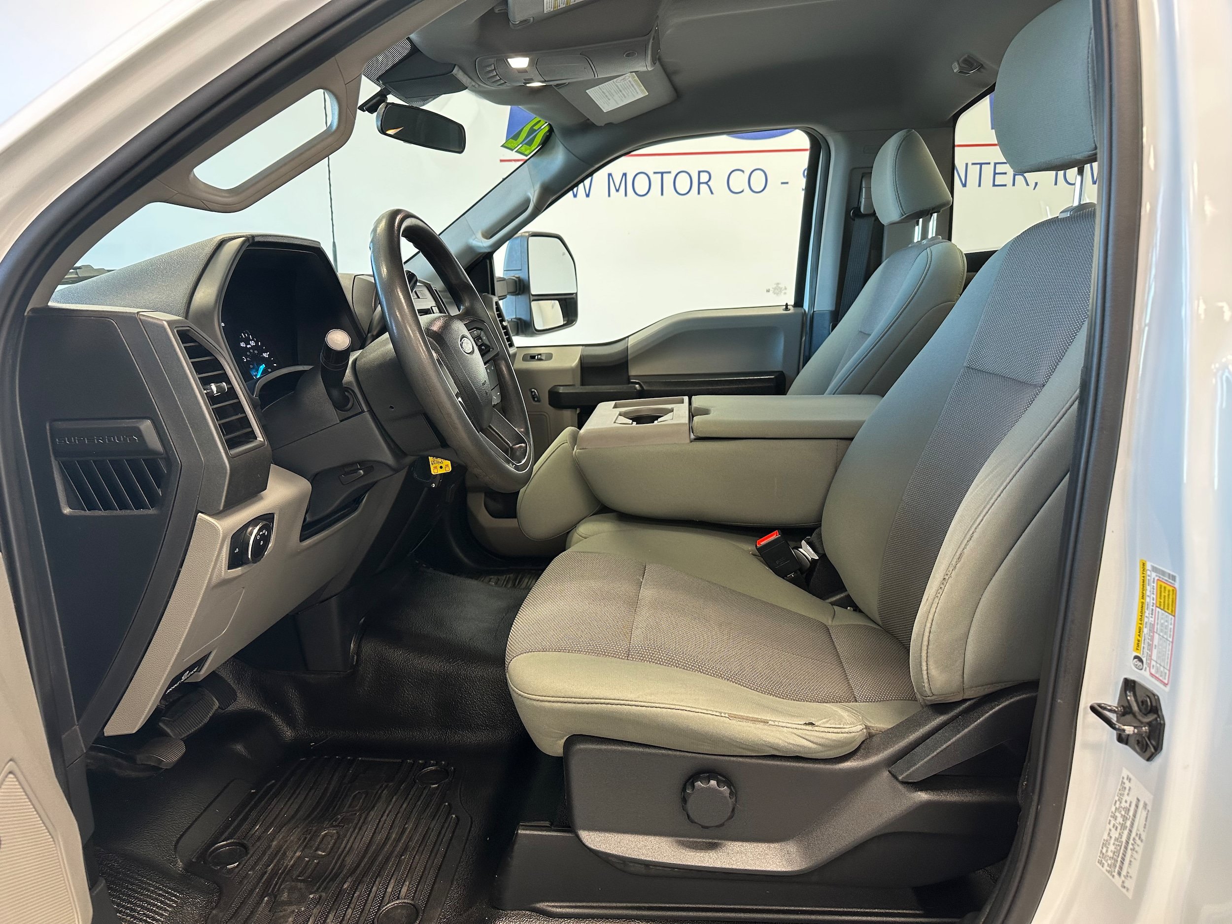 Used 2022 Ford F250 XL w/ Power Equipment Group AWD/4WD image 10