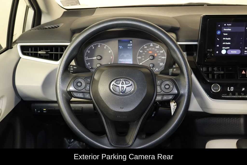 Used 2025 Toyota Corolla LE FWD image 7