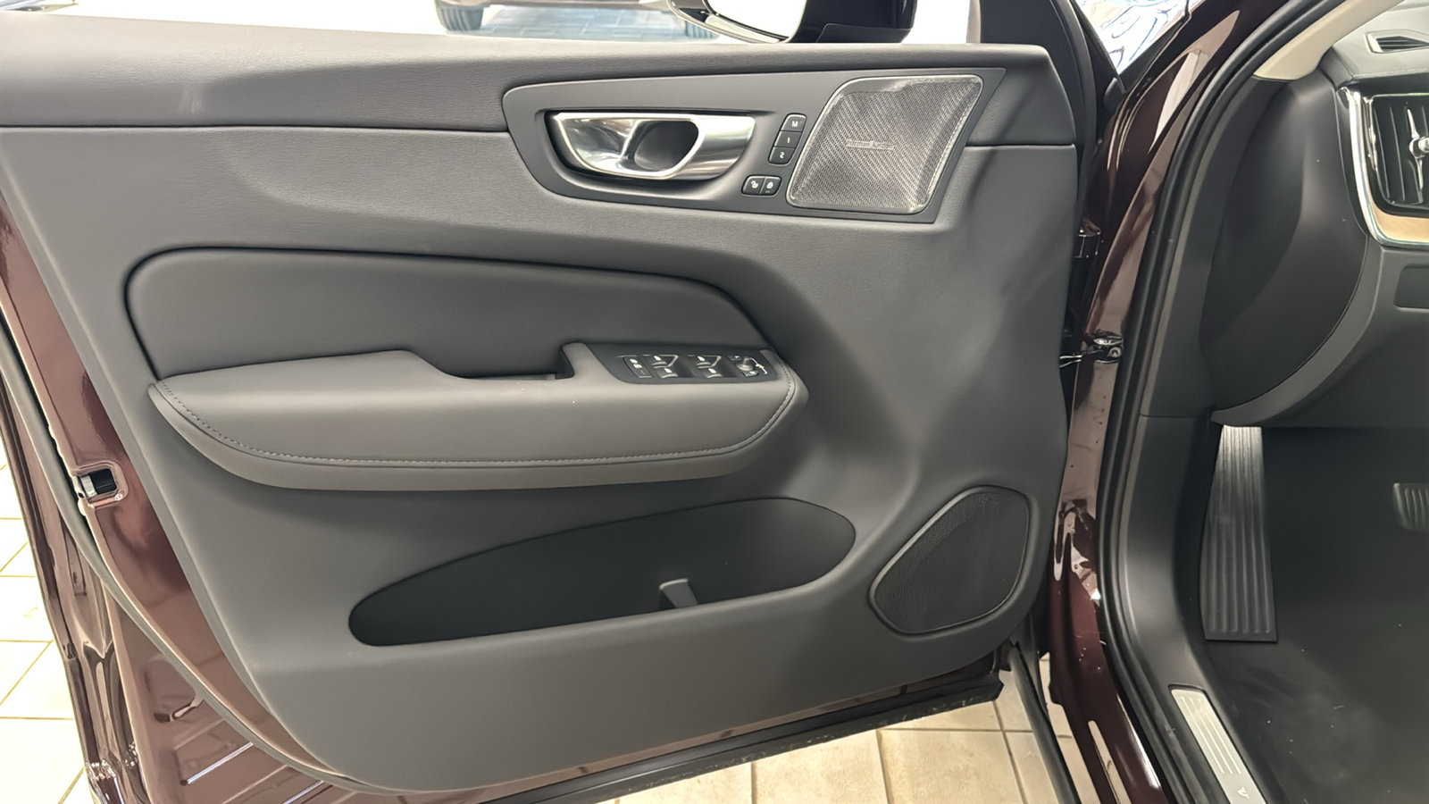 New 2026 Volvo XC60 B5 Ultra w/ Protection Package Premier AWD/4WD image 21
