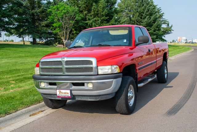Used 2000 Dodge Ram 2500 Truck 4x4 Quad Cab image 1