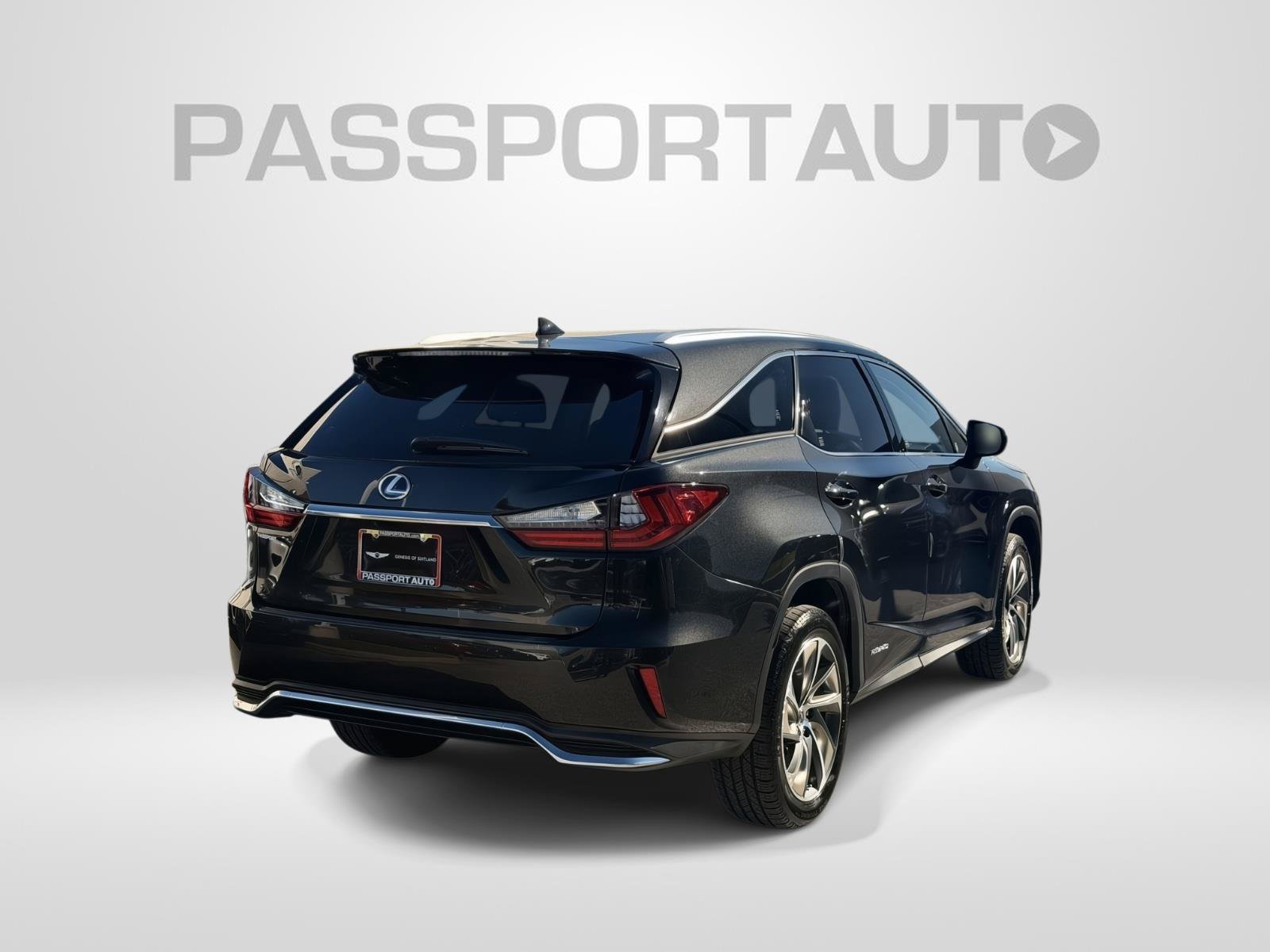 Used 2019 Lexus RX 450hL Luxury w/ Accessory Package AWD/4WD image 6