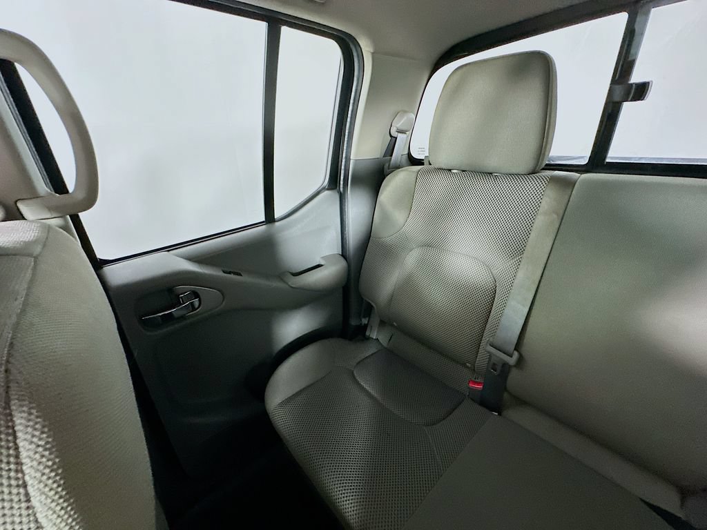 Used 2020 Nissan Frontier SV AWD/4WD image 12