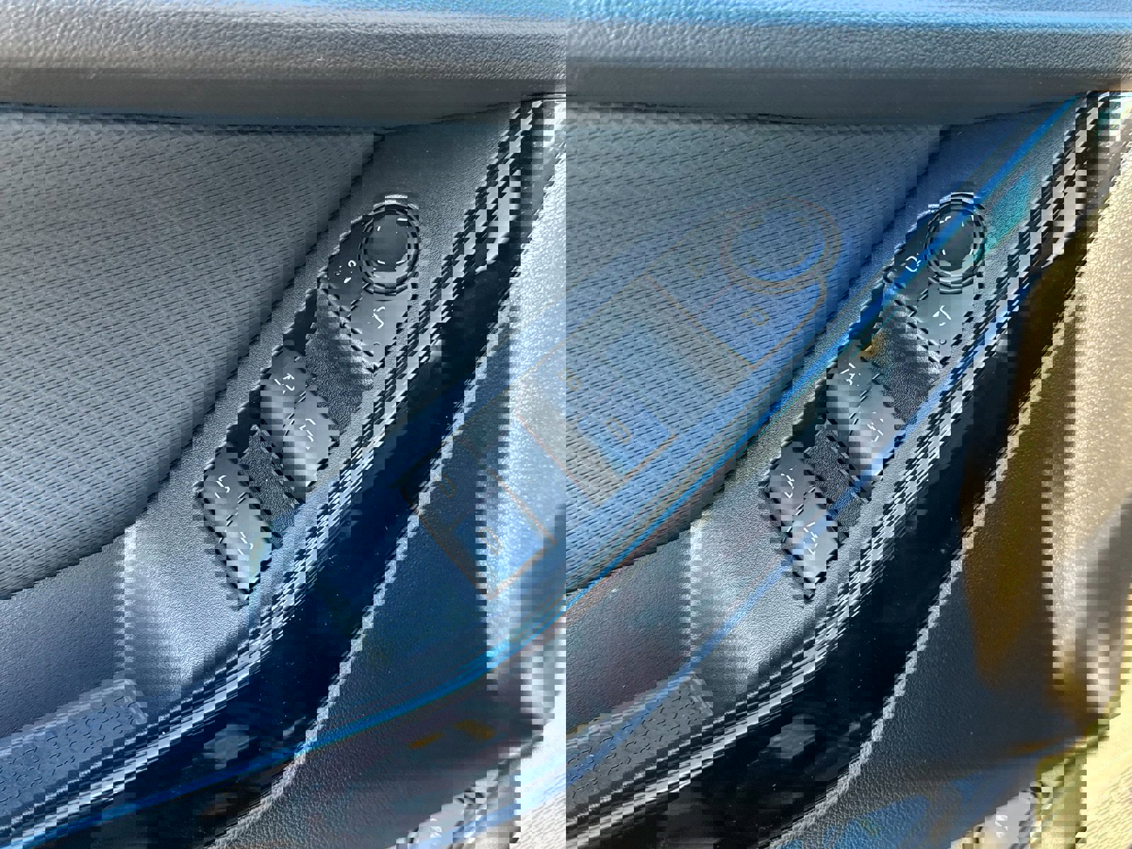 New 2026 Chevrolet Equinox LT w/ Convenience Package II image 17