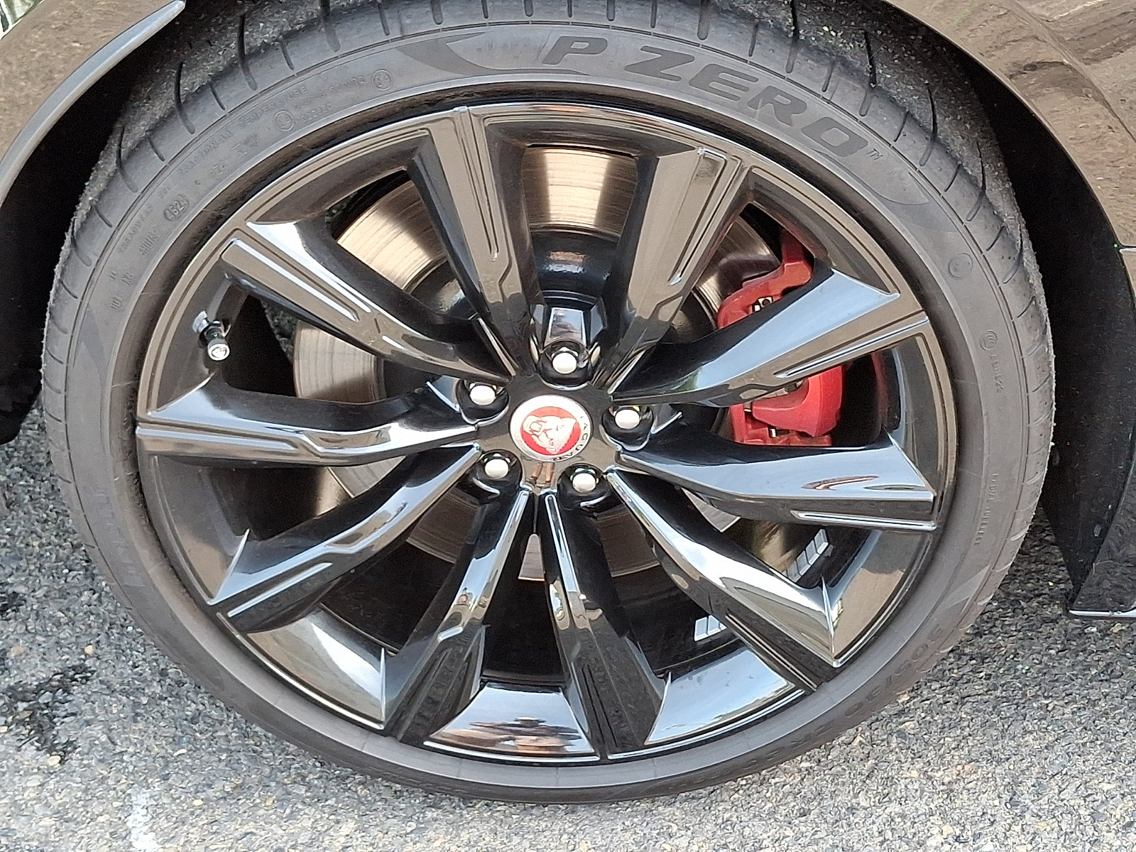 Used 2021 Jaguar F-TYPE R AWD/4WD image 9