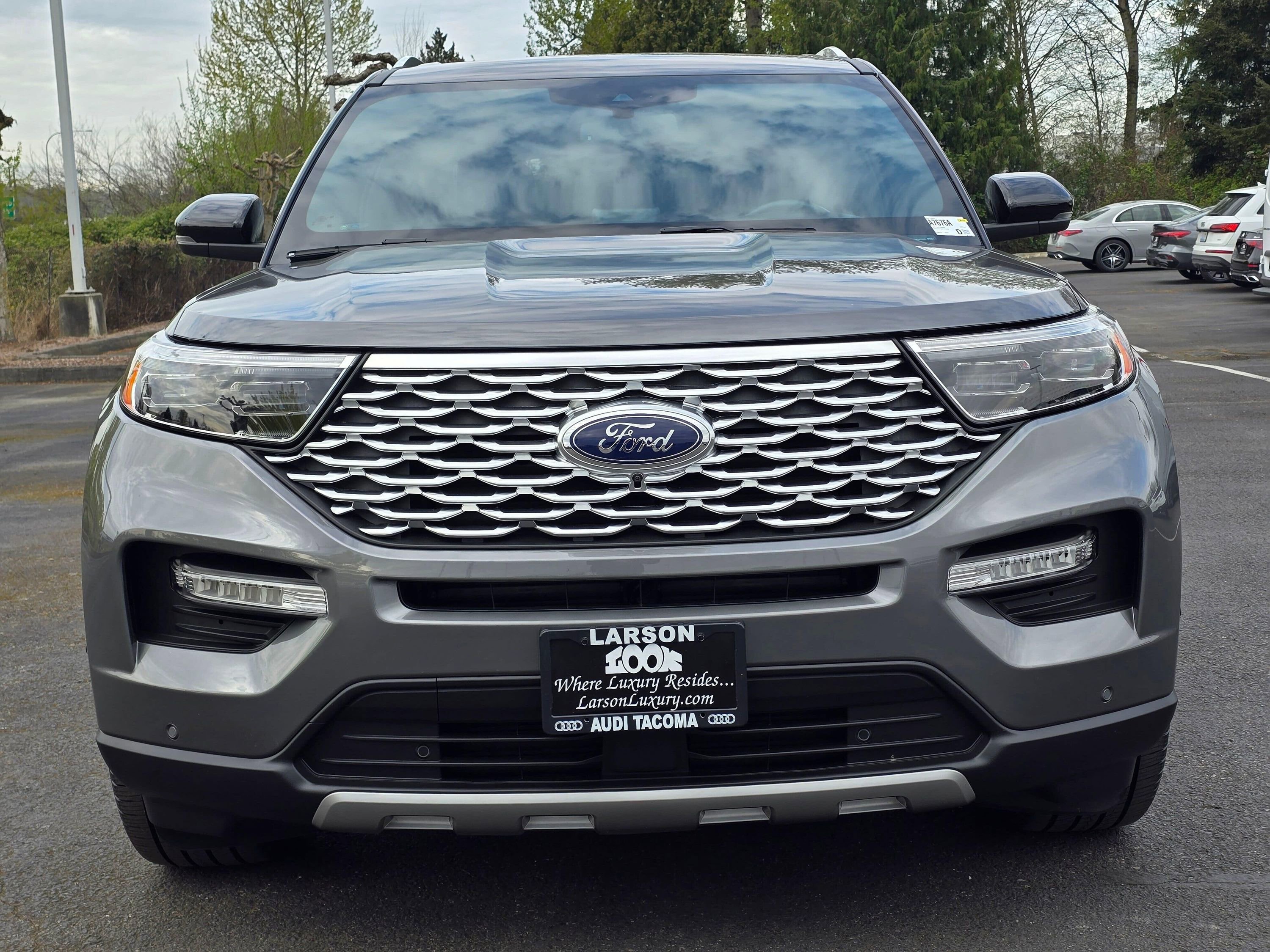 Used 2021 Ford Explorer Platinum w/ Equipment Group 601A image 9