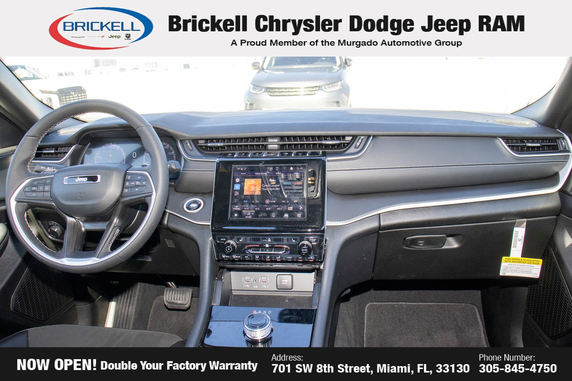 Used 2025 Jeep Grand Cherokee L Altitude AWD/4WD image 22