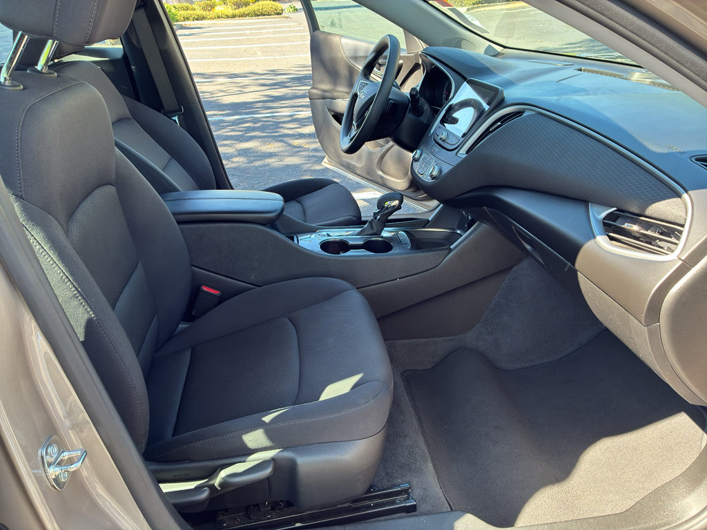 Used 2023 Chevrolet Malibu LT FWD image 49