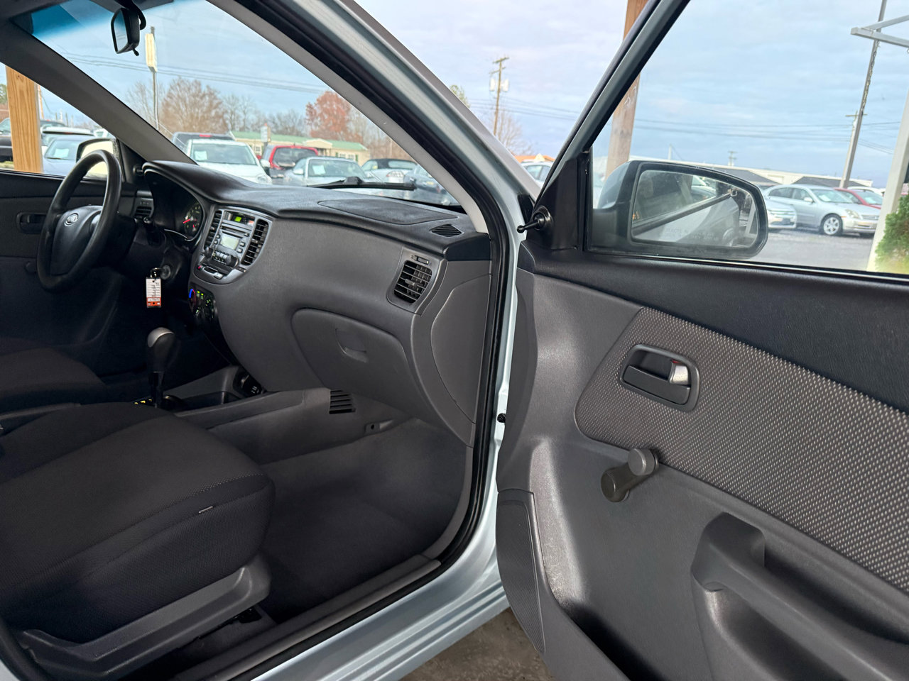 Used 2008 Kia Rio LX image 64