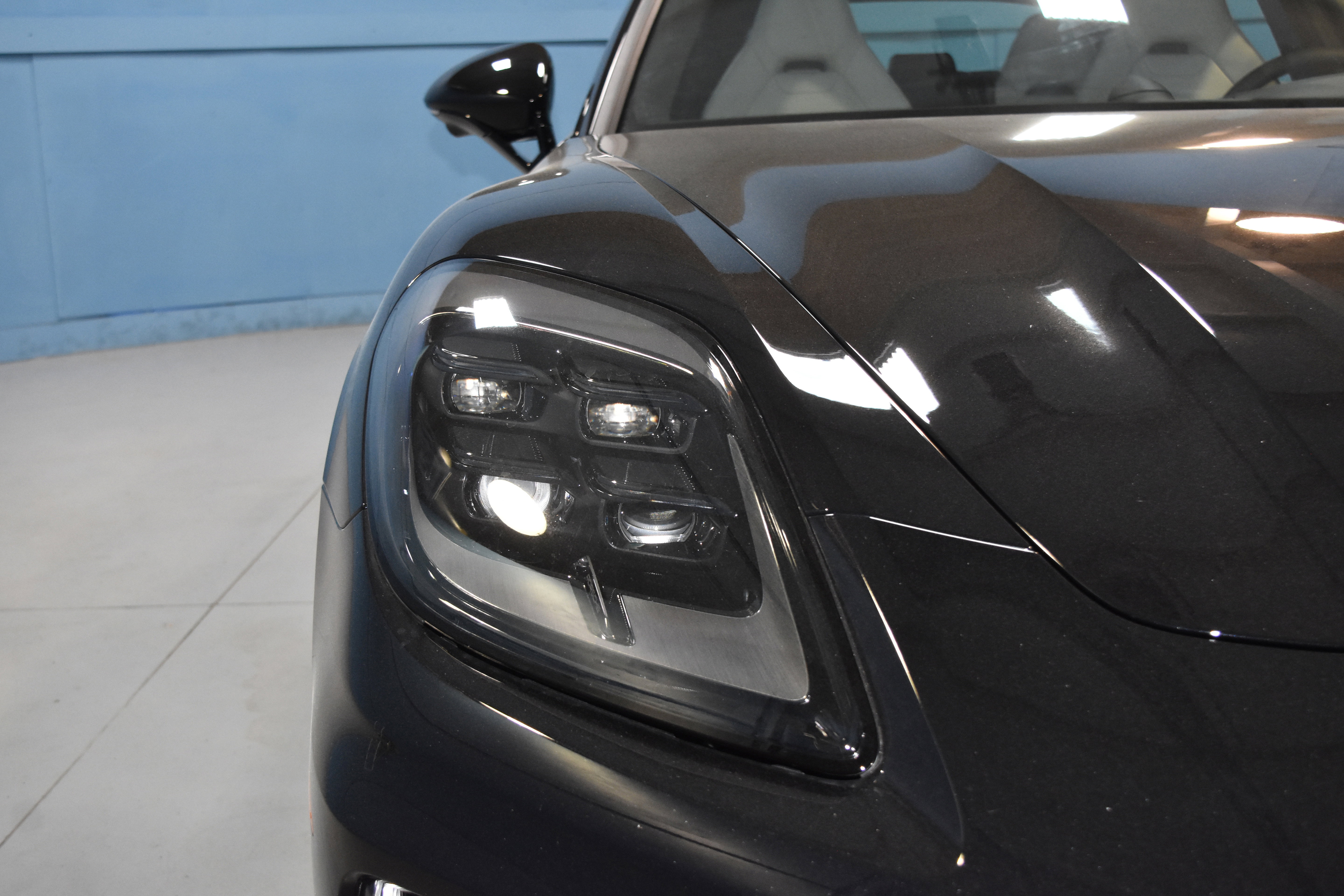 New 2025 Porsche Panamera 4 image 24