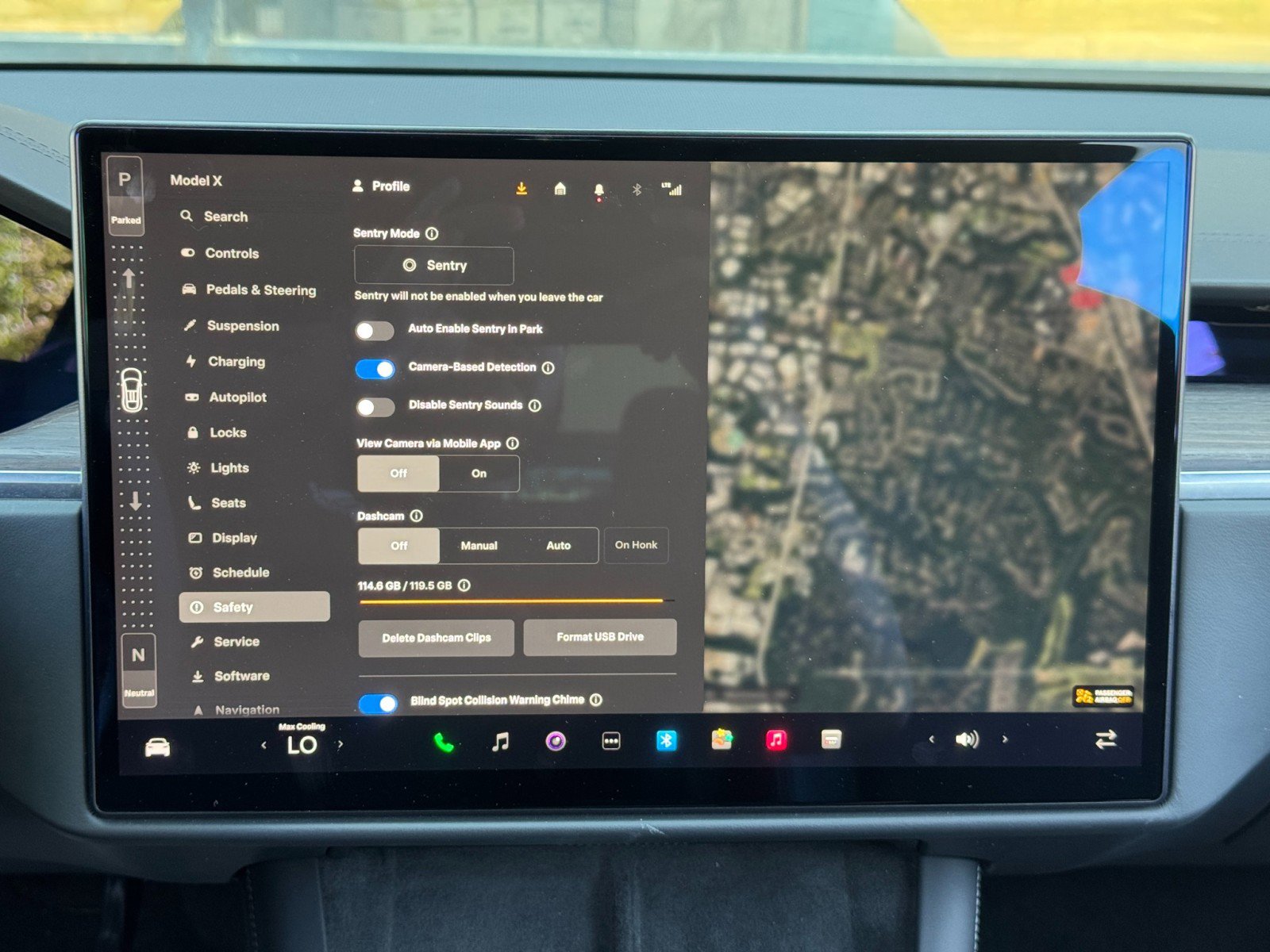 Used 2023 Tesla Model X image 28