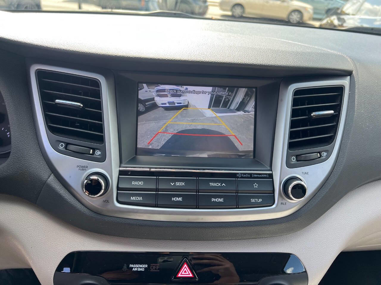 Used 2018 Hyundai Tucson SEL image 12