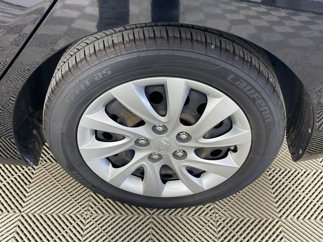 Used 2012 Hyundai Elantra GLS w/ Comfort Pkg 2 FWD image 19
