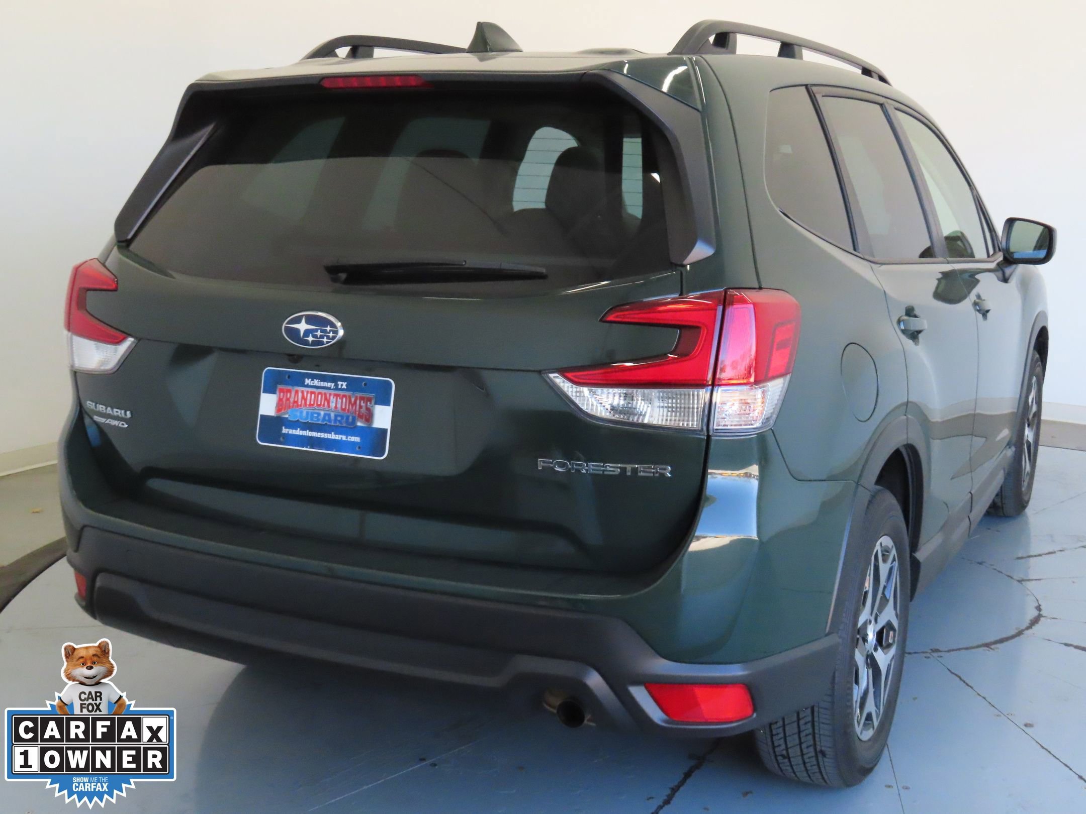 Used 2023 Subaru Forester Premium image 4