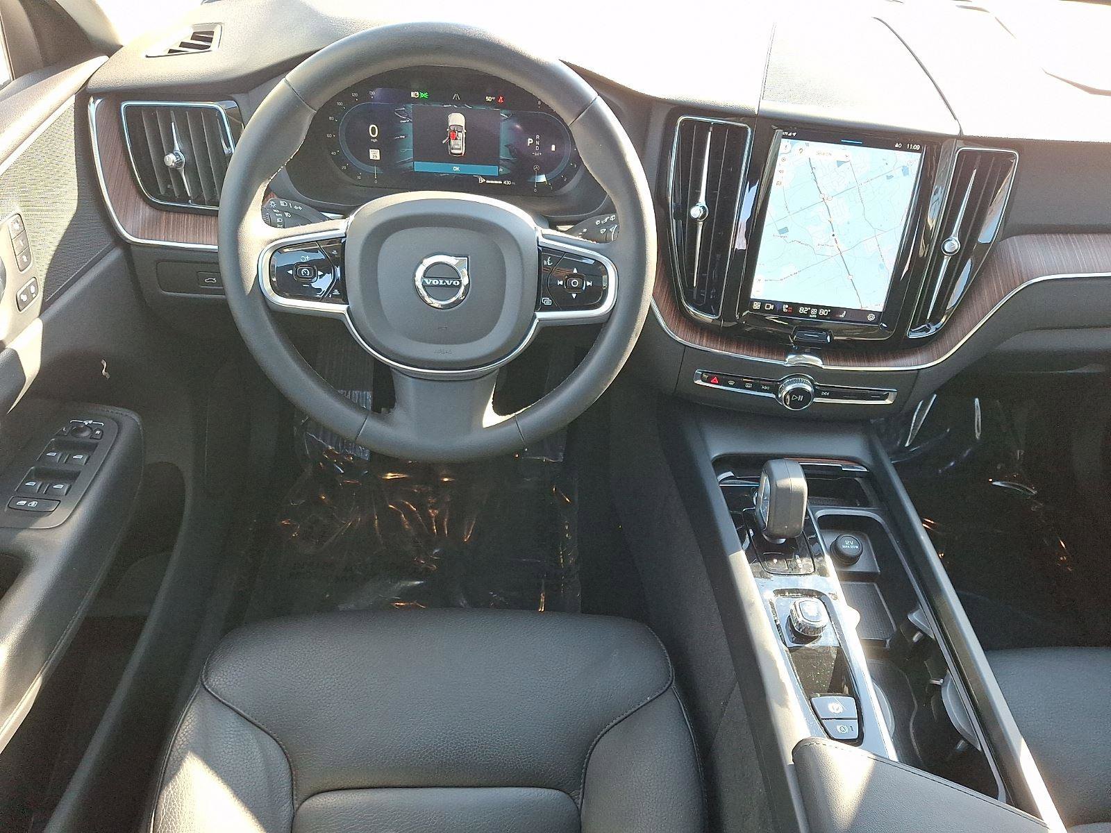 Certified 2023 Volvo XC60 B5 Plus w/ Protection Package Premier image 11