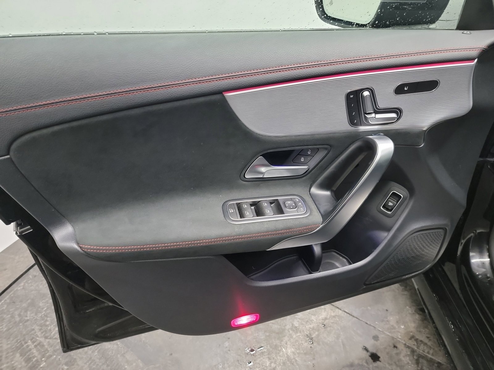 Used 2022 Mercedes-Benz CLA 250 4MATIC image 13