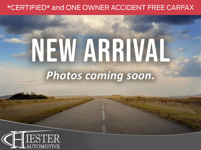 Used 2023 Ford Explorer XLT AWD/4WD image 2