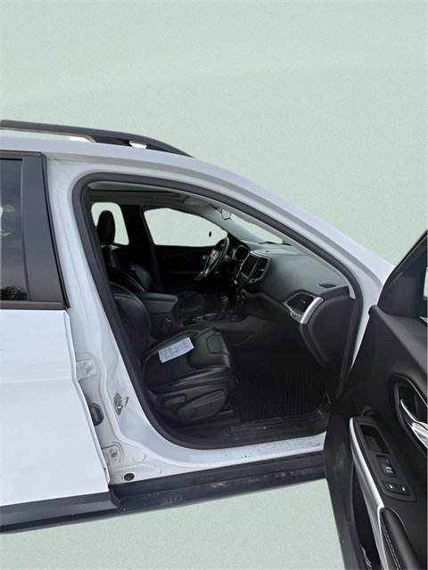 Used 2022 Jeep Cherokee Latitude w/ Sun & Sound Group image 22