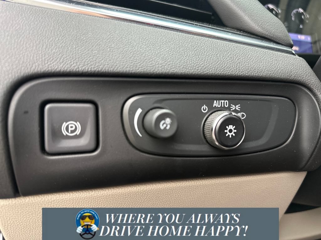 Used 2020 Buick Enclave Premium w/ Sun and Sites Package FWD image 20