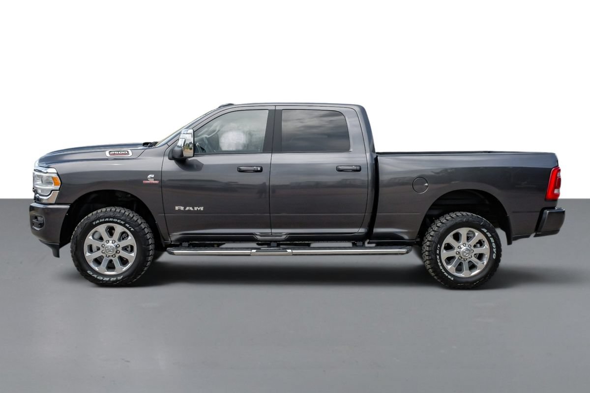 Used 2023 RAM 2500 Laramie AWD/4WD image 9