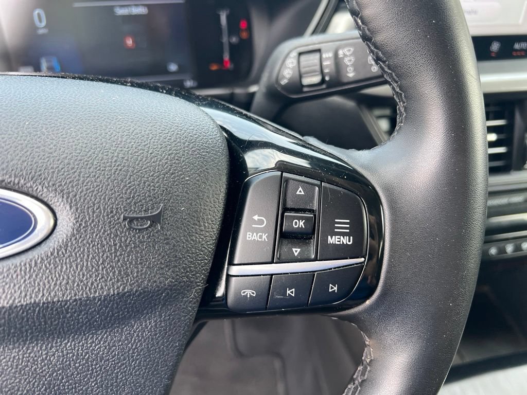 Used 2023 Ford Escape Active w/ Tech Pack #1 FWD image 40