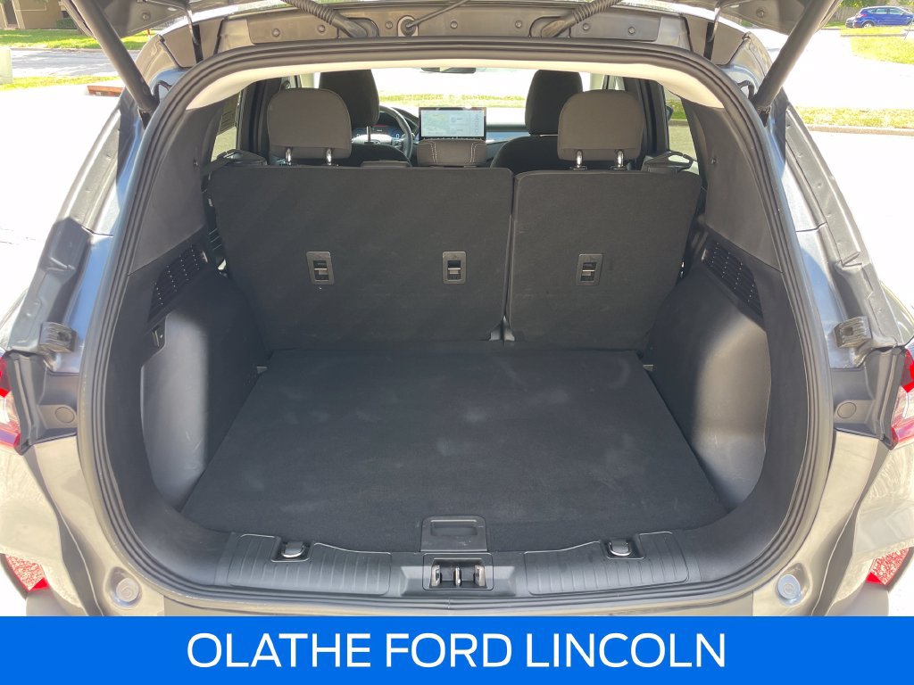 Used 2023 Ford Escape Active w/ Tech Pack #2 AWD/4WD image 28