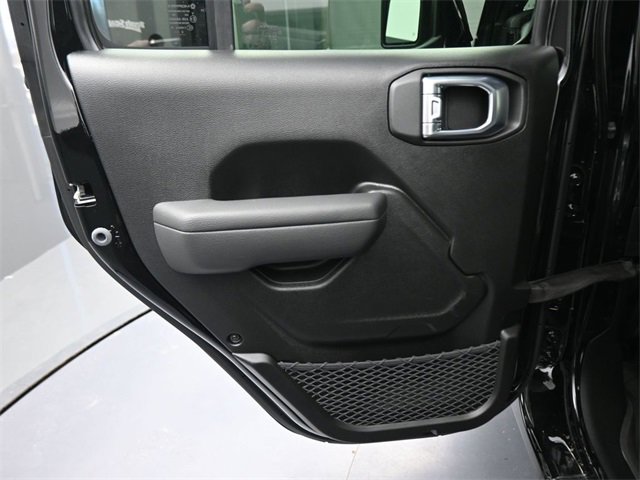 New 2026 Jeep Gladiator Sport image 38