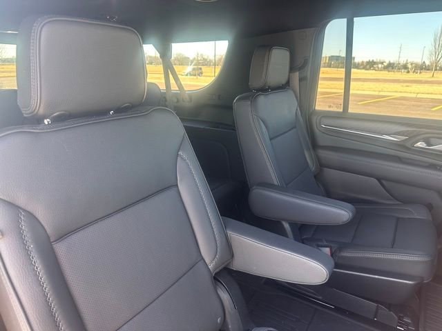 Used 2024 GMC Yukon XL Denali w/ Advanced Technology Package image 43