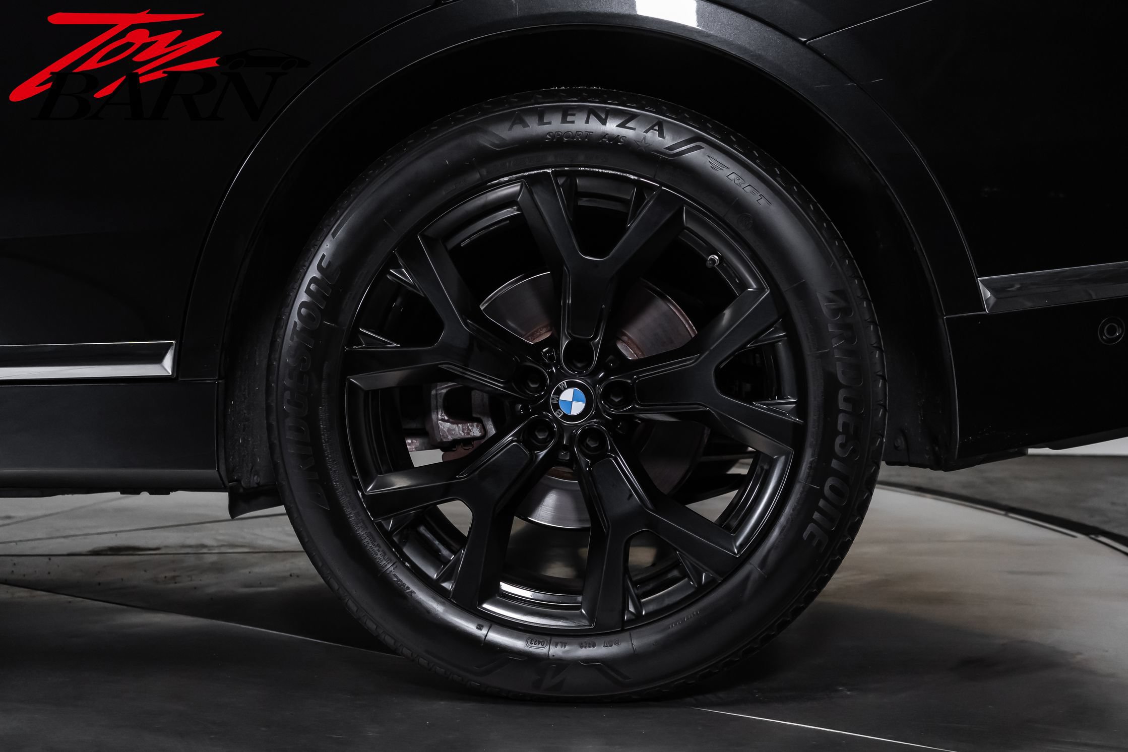 Used 2022 BMW X7 xDrive40i w/ Premium Package AWD/4WD image 17